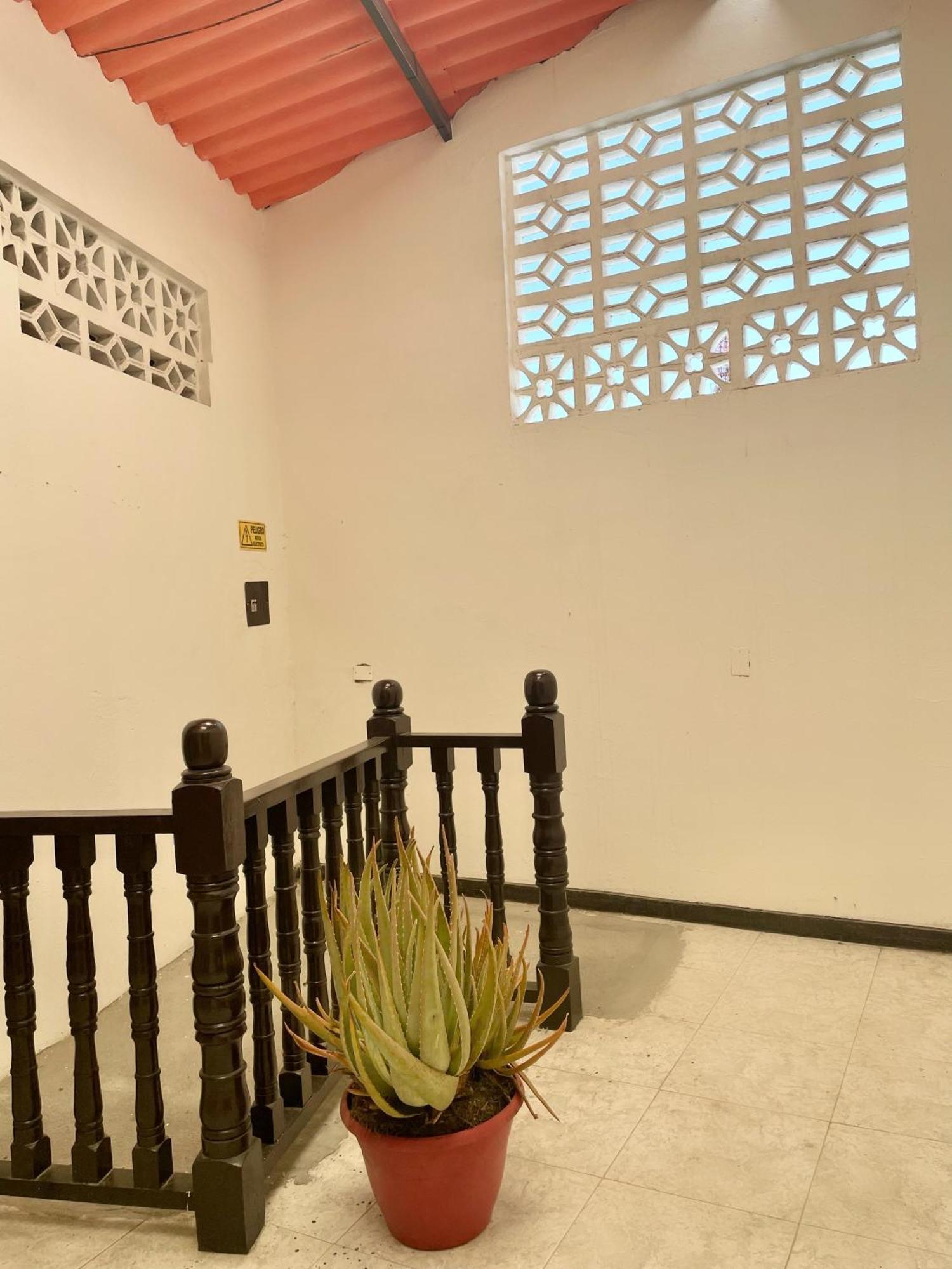 Hotel Los Balcones Токайма Экстерьер фото