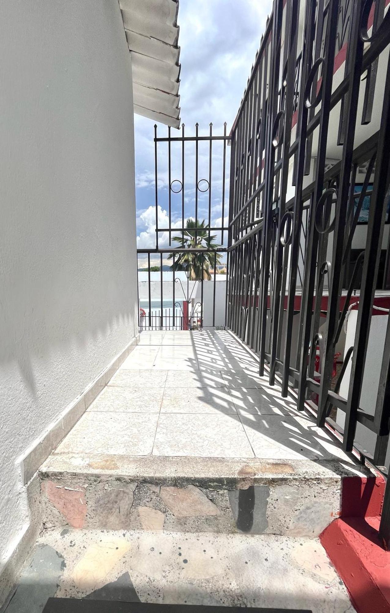 Hotel Los Balcones Токайма Экстерьер фото