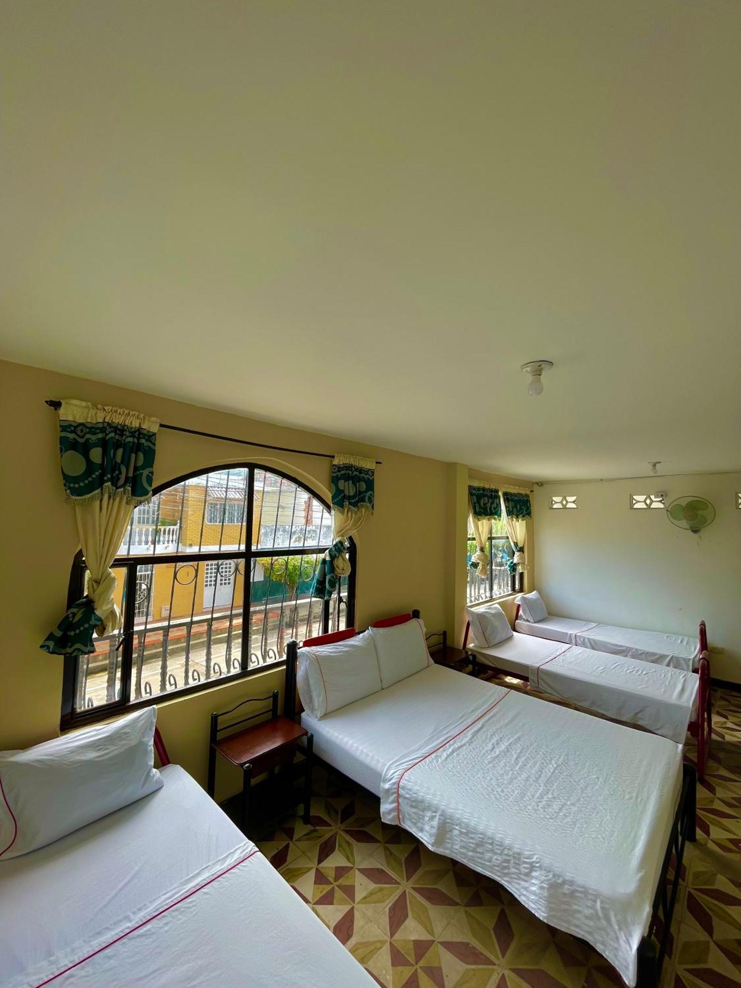 Hotel Los Balcones Токайма Экстерьер фото