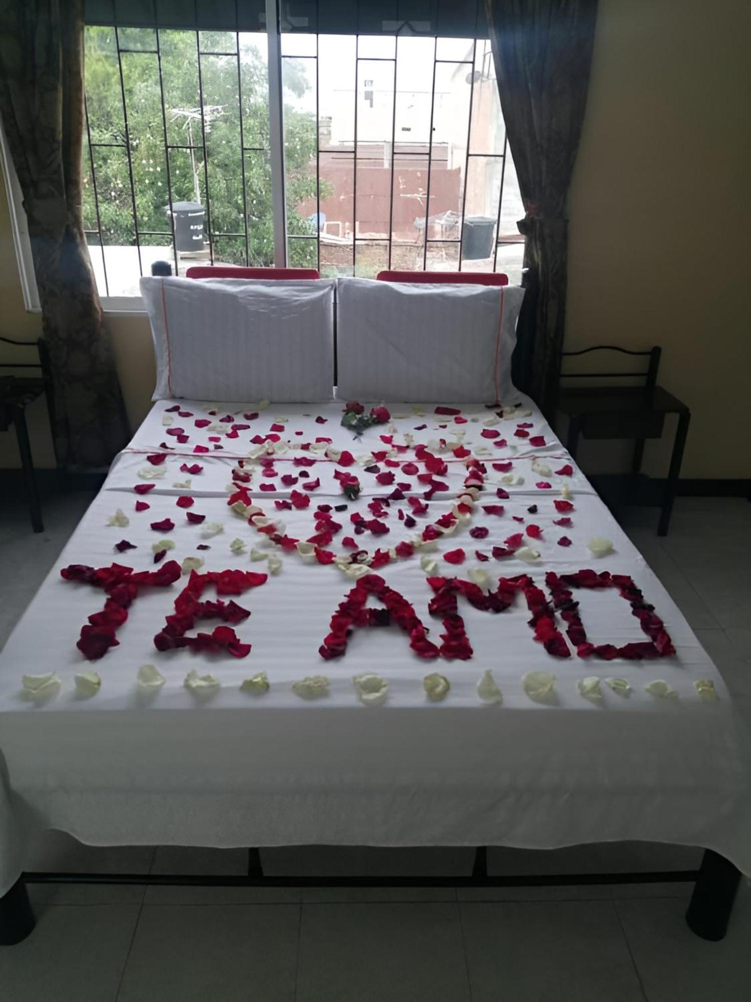 Hotel Los Balcones Токайма Экстерьер фото